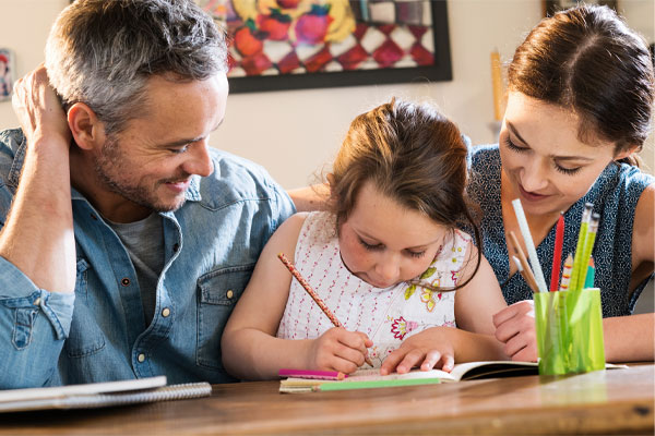 چگونه کودکمان را هنرمند کنیم؟